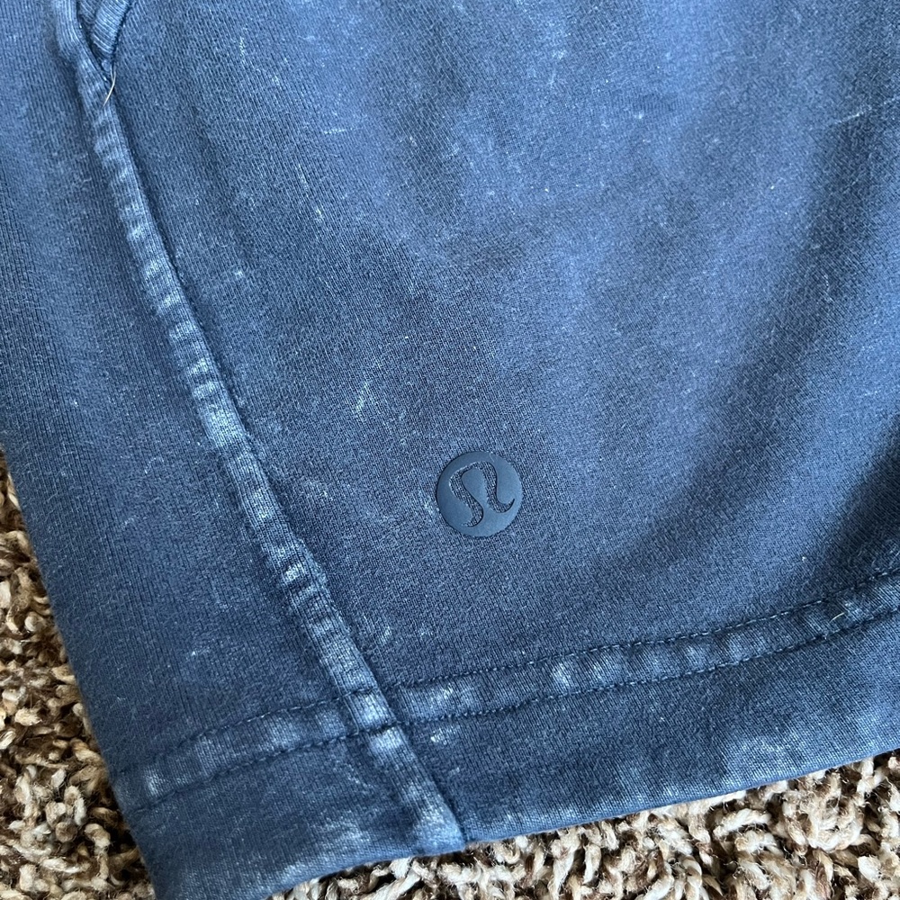 Lululemon Inner Glow High Rise Shorts - Picture 4 of 4